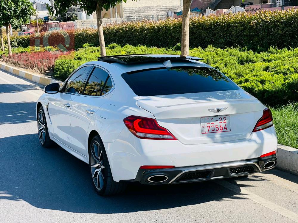 جنسس G70